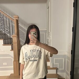 H&M Cream Short Sleeve Graphic Tee